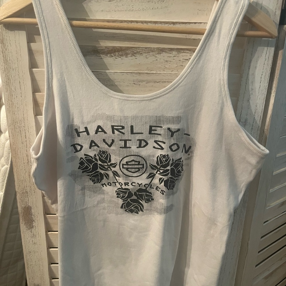 Harley-Davidson White Tee with Black Graphics